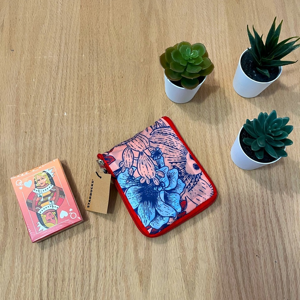 BNWT Starbucks Playing Cards and Reusable Shopping Bag